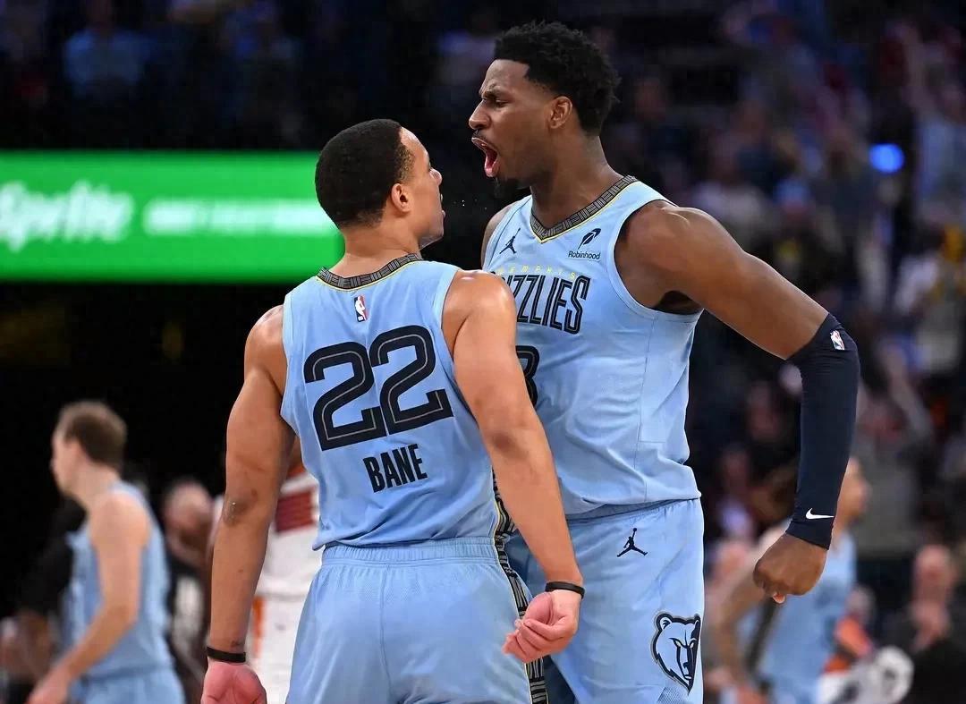 赛后欧篮联焦点战，孟菲斯灰熊防线松动，目标明确，赛程密集仍需轮换的简单介绍