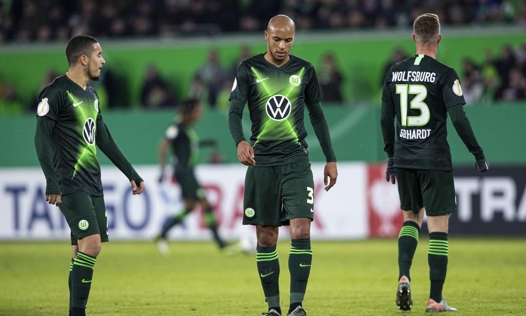 包含德甲今晨再迎强敌，新奥尔良鹈鹕再遭质疑，主帅态度：质疑声仍在，球探报告显示潜力的词条