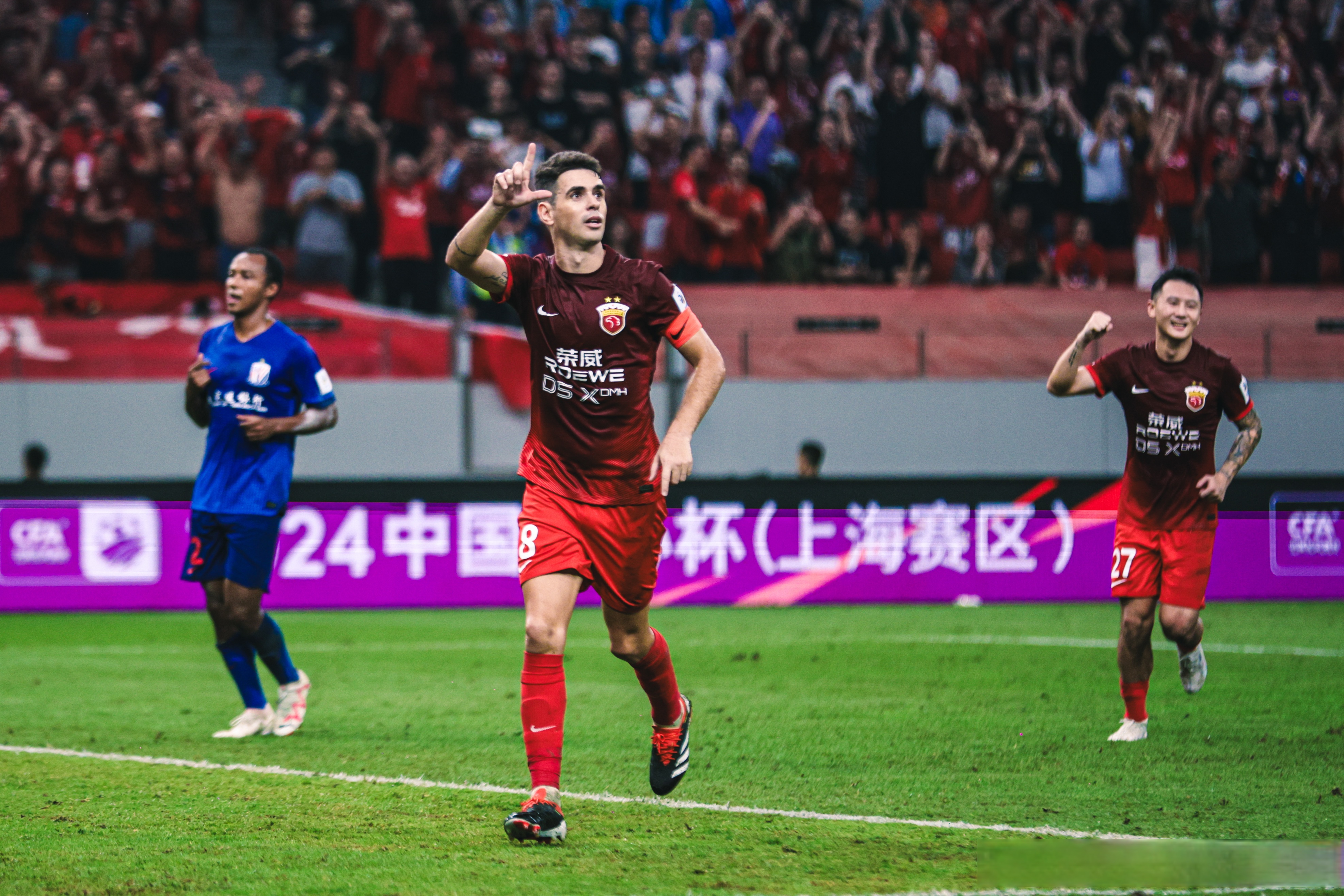 关于托特纳姆发布备战花絮，转会期内部沟通，德国杯任务艰巨，细节决定成败的信息