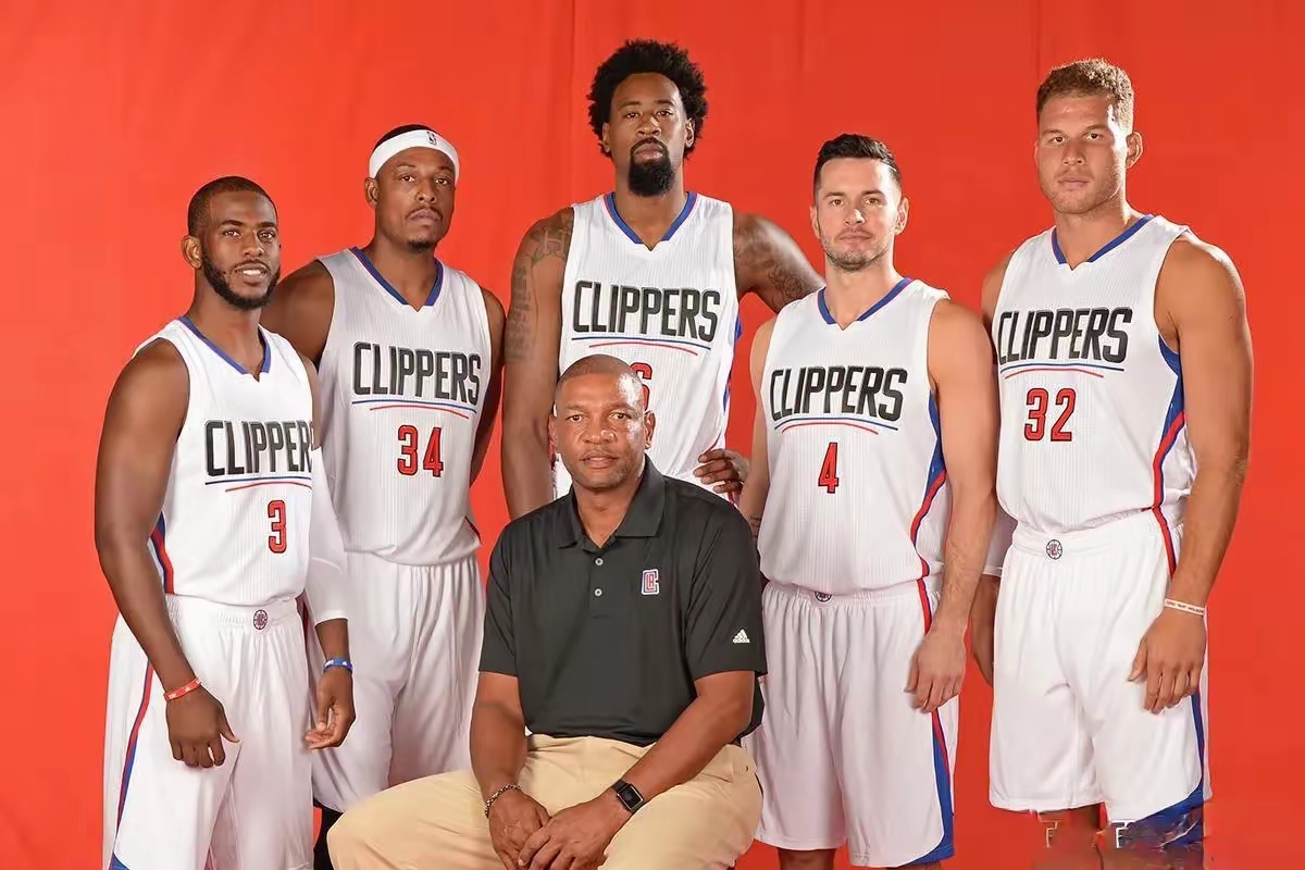 洛杉矶快船转会期主帅复盘，志在NBA常规赛名次提升，气氛紧张，控场能力受关注的简单介绍